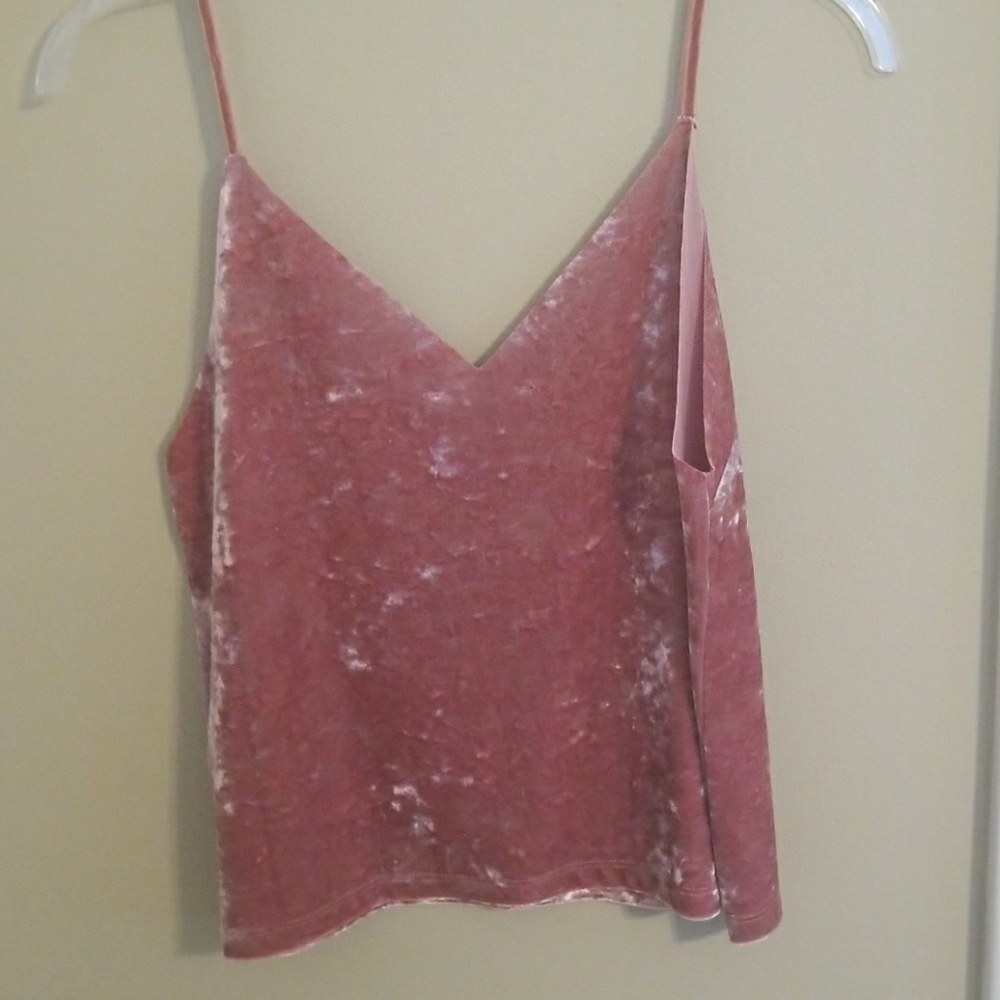 Cute velvet pink tank